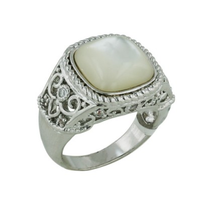 Brass Ring Filigree Classic Ring White Mother of Pearl - 8