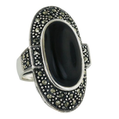 Brass Ring Oval W/ Onyx