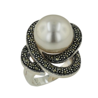 Brass Ring W/ Faux Pearl W/ Ms Swirl Lines