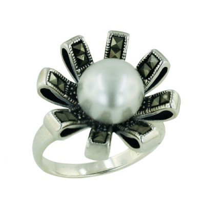 Brass Ring W/10Mm Fwp Flower