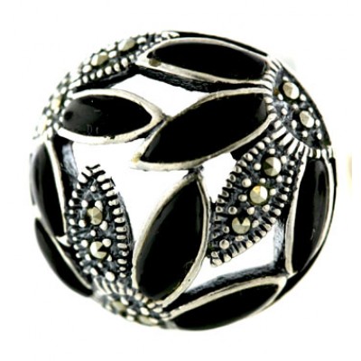 Marcasite Ring Onyx Flower+Marcasite Dome