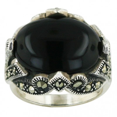 Marcasite Ring Oval Cabochon Onyx with Marcasite