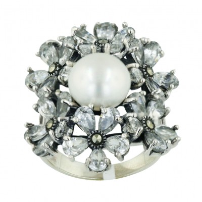 Marcasite Ring 10mm White Fresh Water Pearl with 6 Pcs Clear Cubic Zirconia Flower Cluster