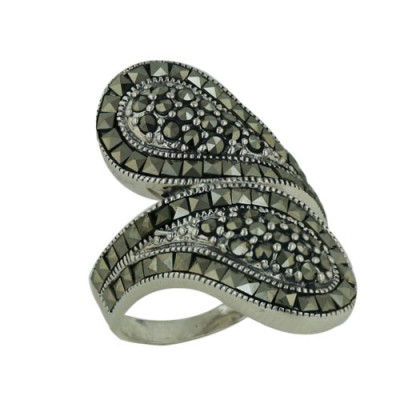 Marcasite Ring with 2 Petals Facing Different Directions