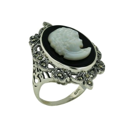 Marcasite Ring with Mother of Pearl Cameo and Onyx 22mm/16mm