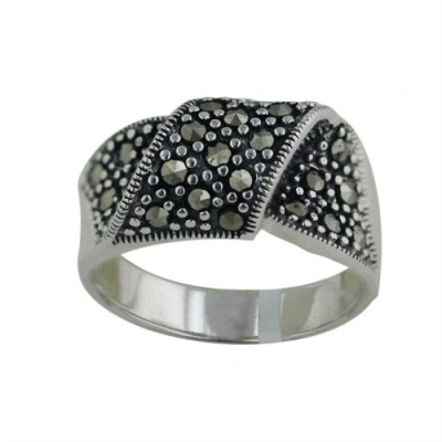 Marcasite Ring Twisted Ribbon