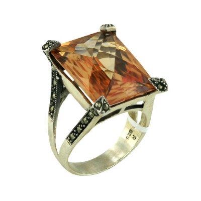 MS Ring 15X20Mm Champange Cz On Crown W/ Leaf Desi