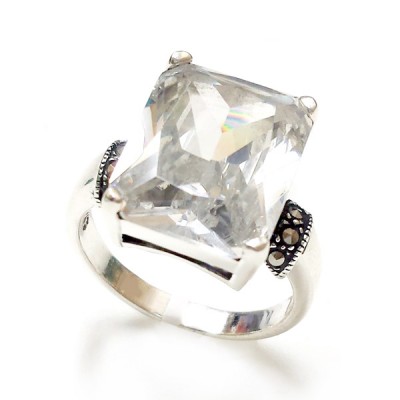 MS Ring 12X15Mm Rectangle Clear Cz