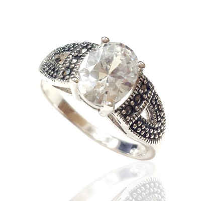 Marcasite Ring Ova Clear Cubic Zirconia 7X9 mm Triangle Side