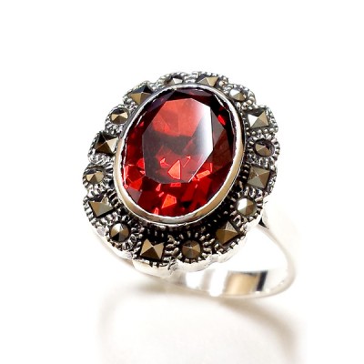 MS Ring Oval Garnet Cz Sqr Cut Round Cut Ms Around