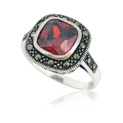MS Ring Bezel Square Garnet W/ Ms Around