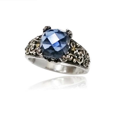 MS Ring 8X8Mm Sq Faceted Tz Cz W/ Ms Filigree Side