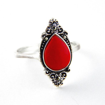 Marcasite Ring Tear Drop Recontituent Coral Victoria Des 