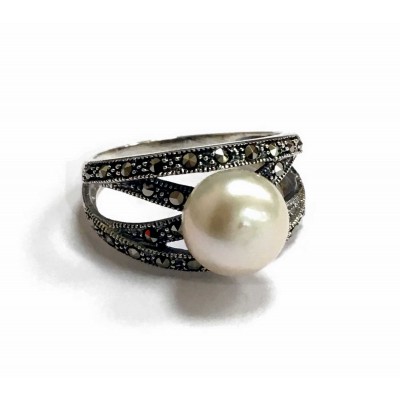 Marcasite Ring Criss Cross Lines 9 Mm Fresh Water Pearl 