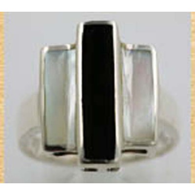 Sterling Silver Ring 3 Panel Onyx+Mother of Pearl