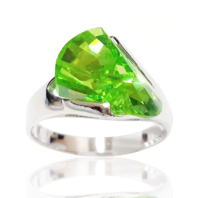 Sterling Silver Ring Peridot Cubic Zirconia Angle