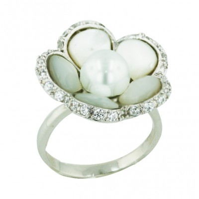 Sterling Silver Ring 5 White Mother of Pearl Petals Flower with White Faux Pear