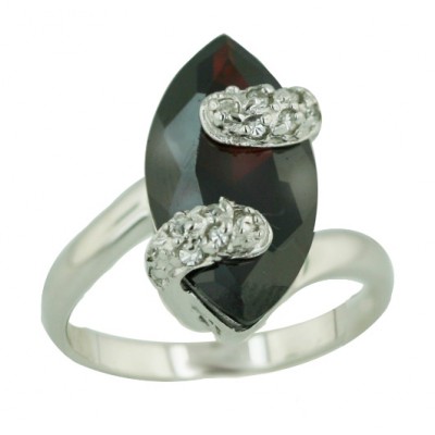 Sterling Silver Ring 18X10mm Marquis Garnet Cubic Zirconia with 2 Oppositive Pave Clear Cubic Zirconia