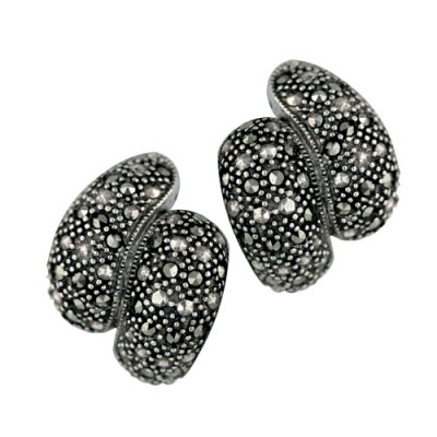 Marcasite Earring Oppositive Thumb