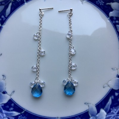 Sterling Silver Earring Chess Cut Tear Drop Aqua Marine Glass+5 Small Clear Cubic Zirconia (E