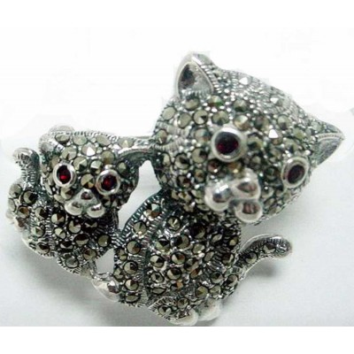 Marcasite Pin Two Cute Cat with Garnet Eyes