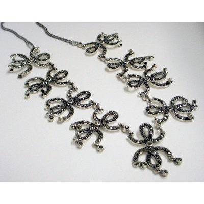Marcasite Necklace Fox Tale Chain Dangling Double Wave