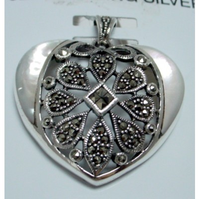 Marcasite Pndt 7 Teardrops with Qz Cntr Marquis Bottom Mother of Pearl