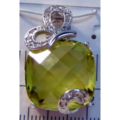 Sterling Silver Pendant 17mmx17mm Chess Cut Light Per.Cubic Zirconia Cushion with P