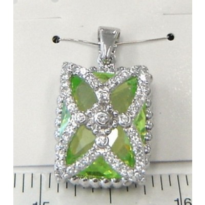 Sterling Silver Pendant Chess Cut App.Green Cubic Zirconia with 4 Side+5 Bezel