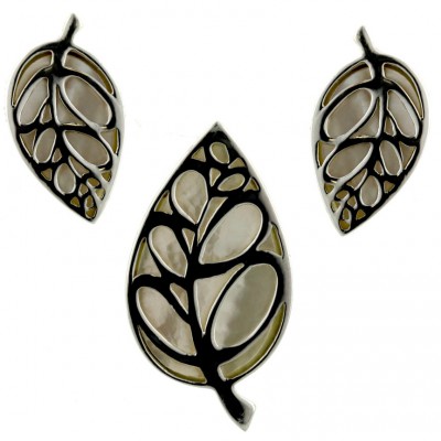Sterling Silver Set Plain Open Leaf with White Mother of Pearl