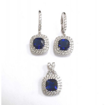 STERLING SILVER SET CUSHION SAPPHIRE GLASS 2 CUBIC ZIRCONIA LINES AROUND