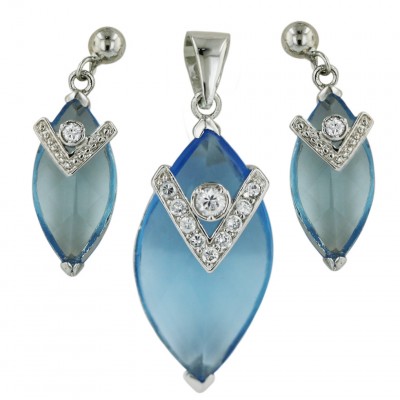 Sterling Silver Set Marquis Chess Cut Aquar Cubic Zirconia with 'V' Shaped Cubic Zirconia
