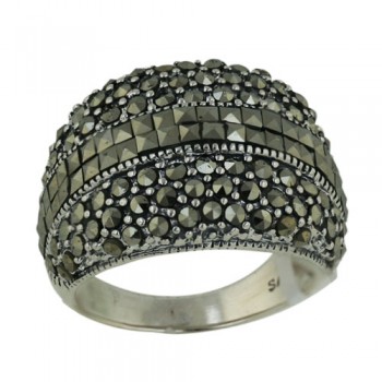Marcasite Ring with Round Marcasite and 1 Horizontal Line of Square