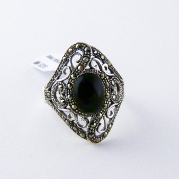 Marcasite RING WAVY LINE DIAMOND SHAPE OVAL ONYX CENTER